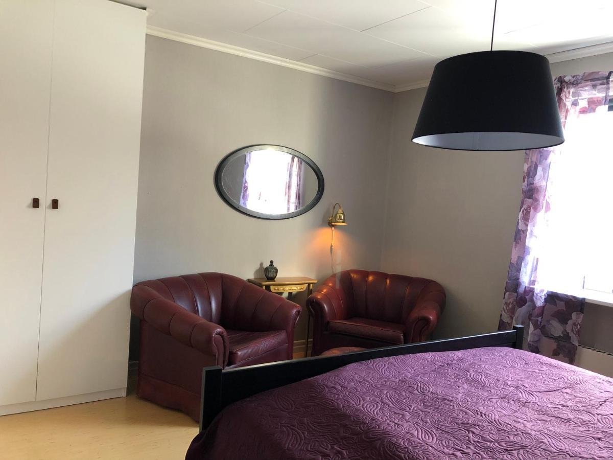 Villa Utanfoer Oernskoeldsvik, Hoega Kusten Esterno foto